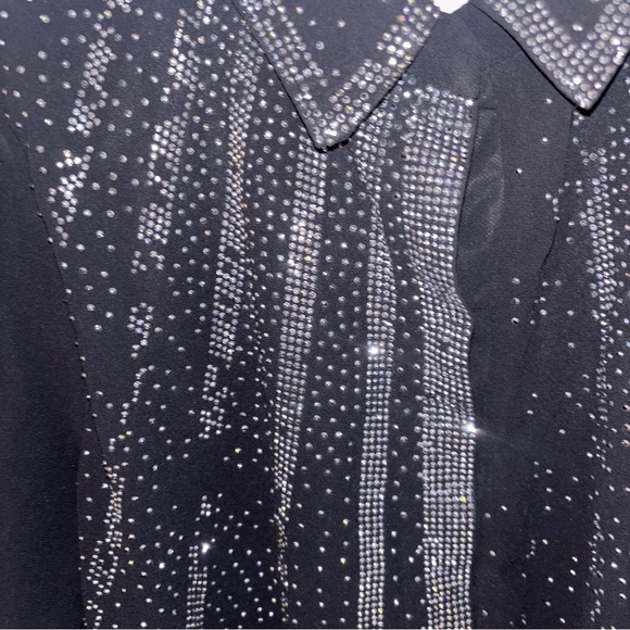 5/$25 Nasty Gal Bedazzled button down - Picture 3 of 7
